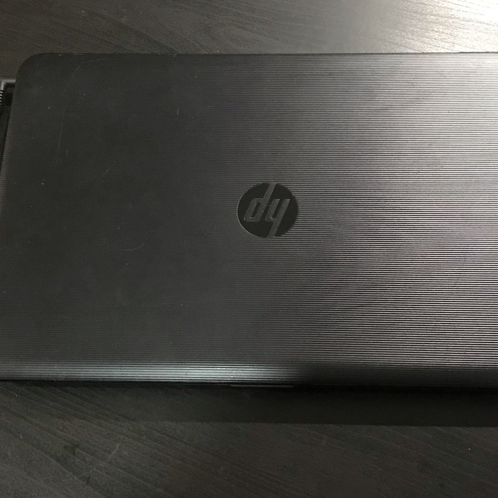 Black 15.6” HP Notebook touch i3-5005U 200GHz 8GB slow (for repair) - Picture 2 of 10